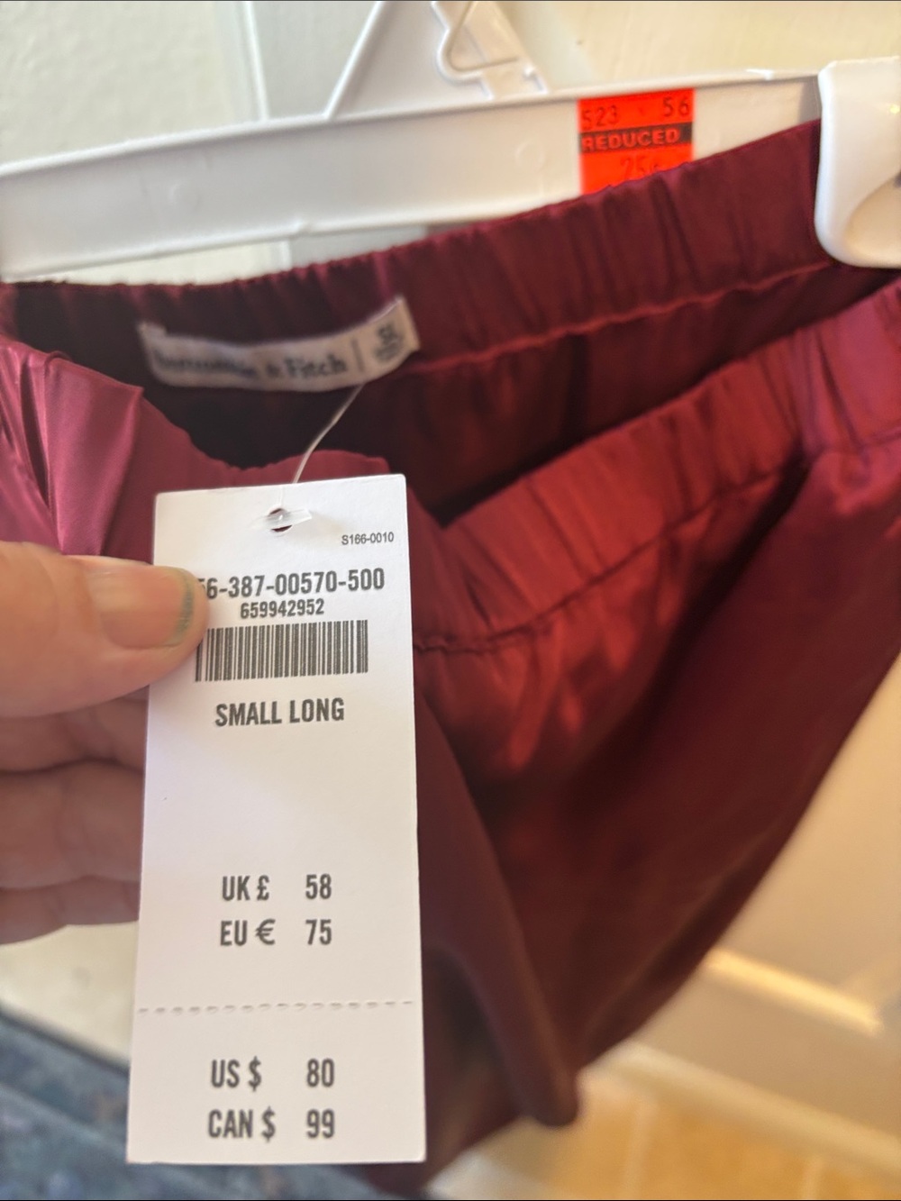 Abercrombie & Fitch Women's Burgundy Satin Pants Trousers - Picture 3 of 5